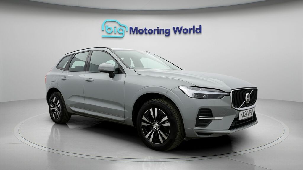 Volvo XC60 Core Grey
