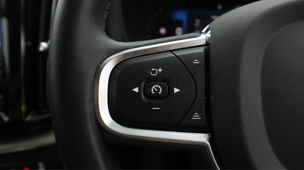 Volvo XC60 2.0 B5p Plus Dark Awd Geartronic Grey #22