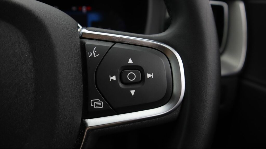 Volvo XC60 2.0 B5p Plus Dark Awd Geartronic Grey #25