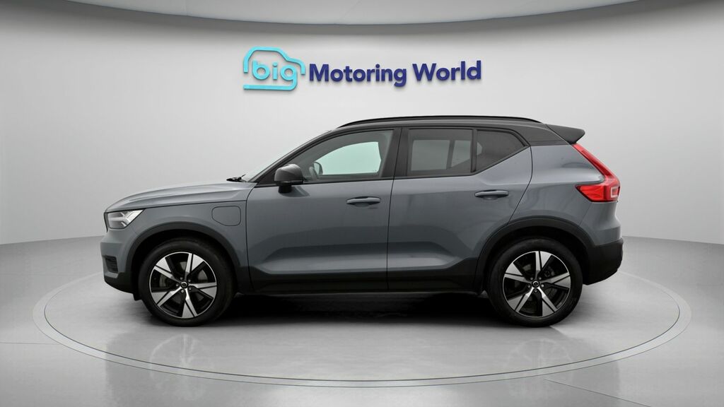 Volvo XC40 Plus Grey #4