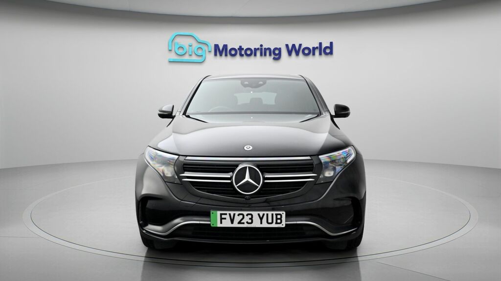 Mercedes-Benz EQC Amg Line Black #2