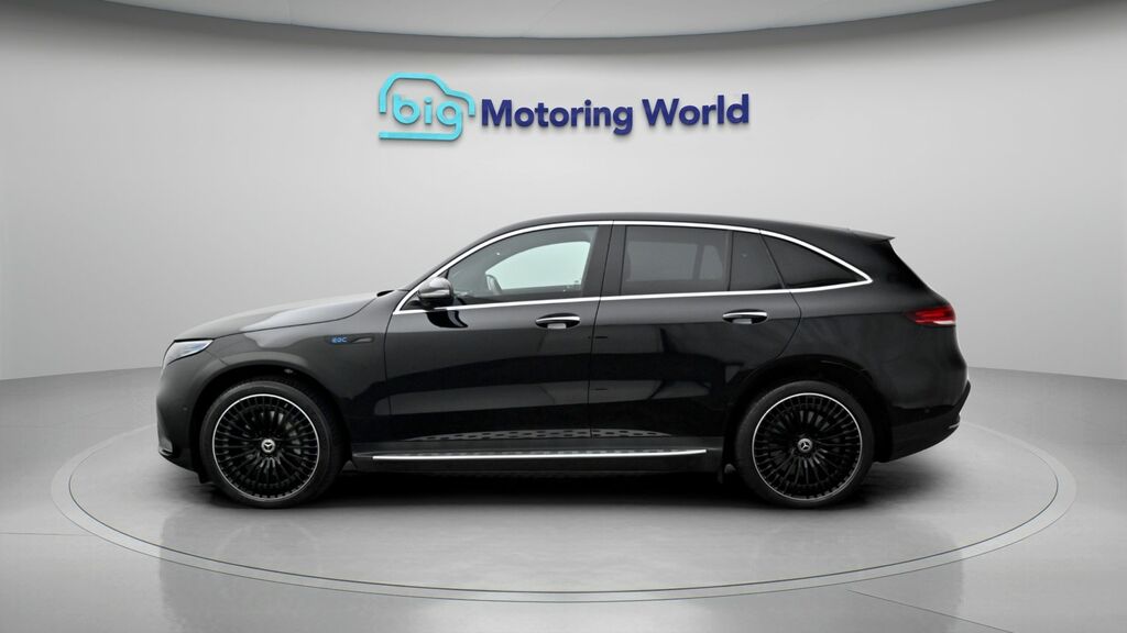 Mercedes-Benz EQC Amg Line Black #4