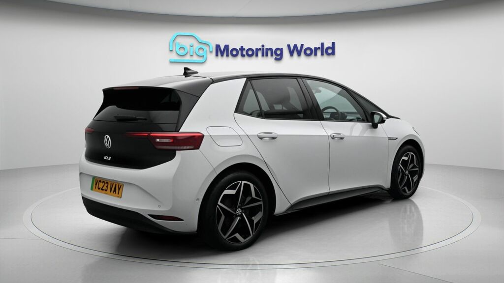 Volkswagen ID.3 Pro Performance 58Kwh Family Hatchback Electri Grey #7