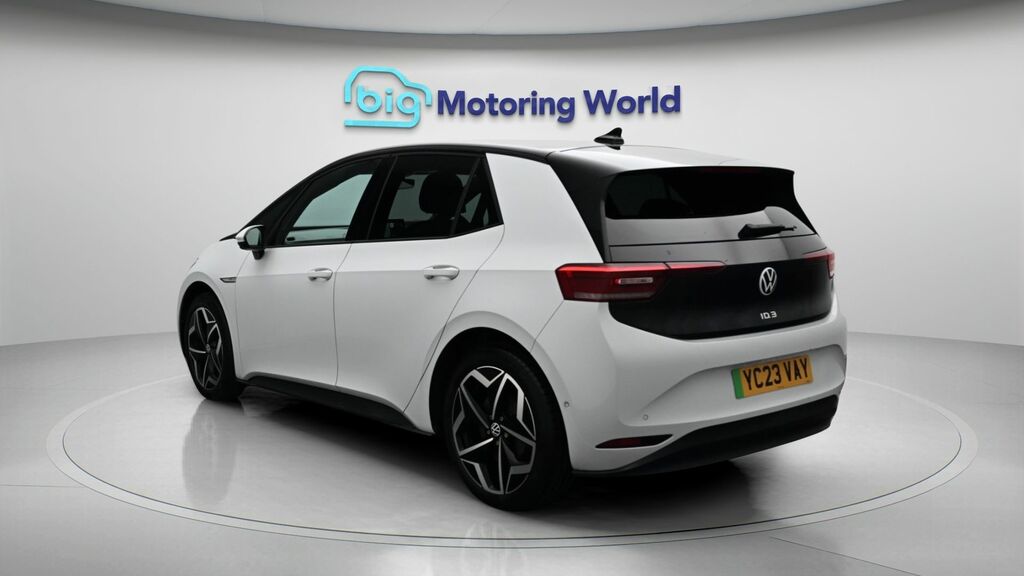 Volkswagen ID.3 Tour White #5