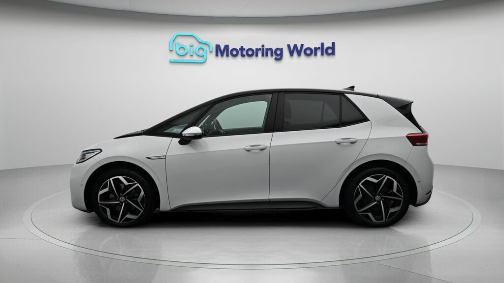 Volkswagen ID.3 Tour White #4