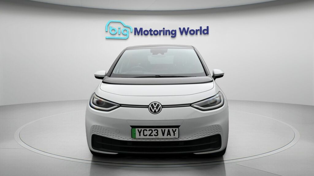 Volkswagen ID.3 Tour White #2