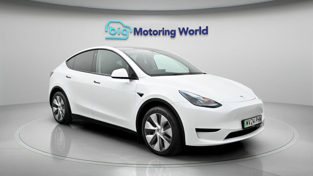 Tesla Model Y Y Model Y Rwd White