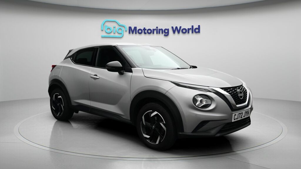 Nissan Juke N-connecta Silver