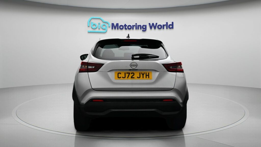 Nissan Juke N-connecta Silver #6
