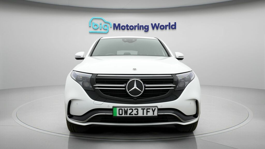 Mercedes-Benz EQC Amg Line White #2