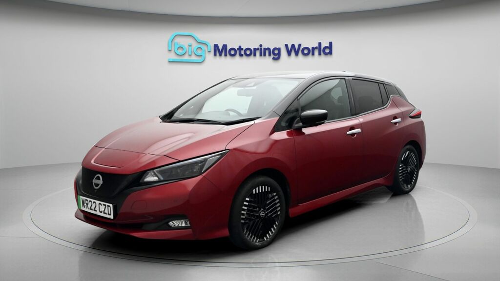 Nissan Leaf N-connecta Red #3