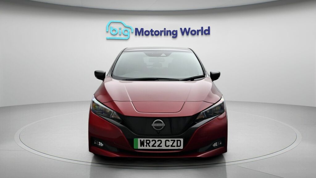 Nissan Leaf N-connecta Red #2