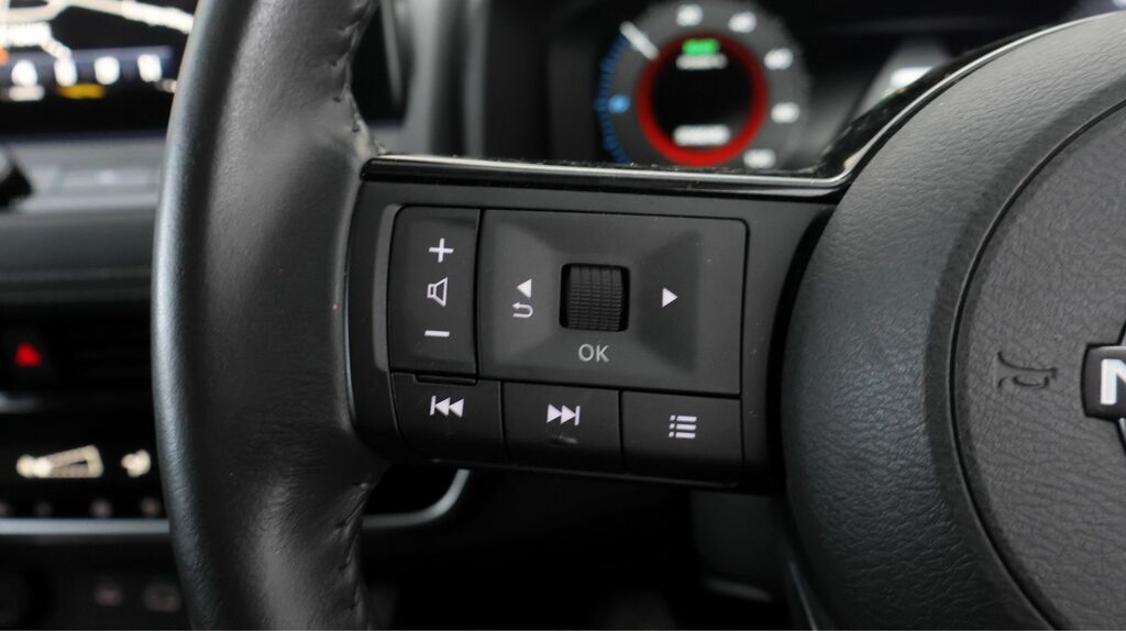Nissan X-Trail 1.5 E-power 204 Acenta Premium Xtronic Silver #23