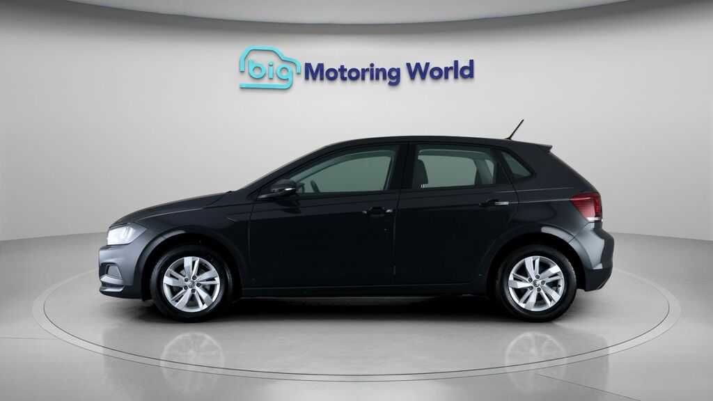 Volkswagen Polo Se Grey #4
