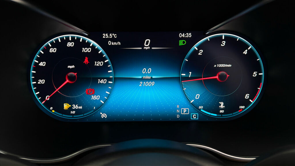 Mercedes-Benz GLC Class Glc 220D 4Matic Amg Line 9G-tronic Grey #24