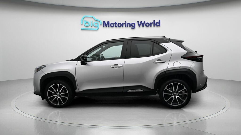 Toyota Yaris Cross Gr Sport Silver #4