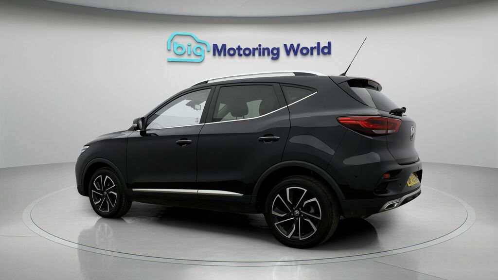 MG ZS Exclusive Black #5