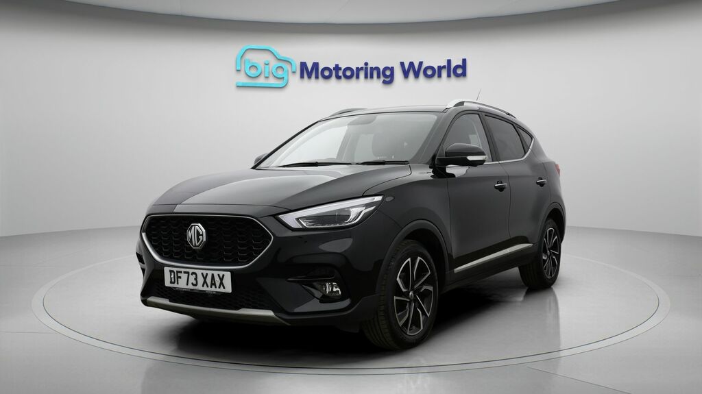 MG ZS Exclusive Black #3