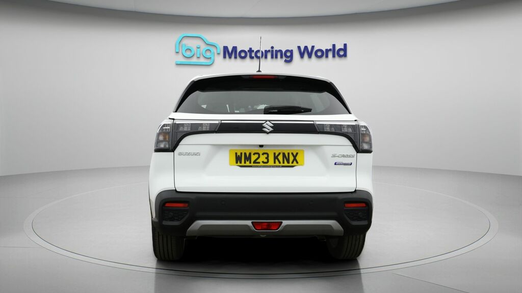 Suzuki S Cross Motion White #6