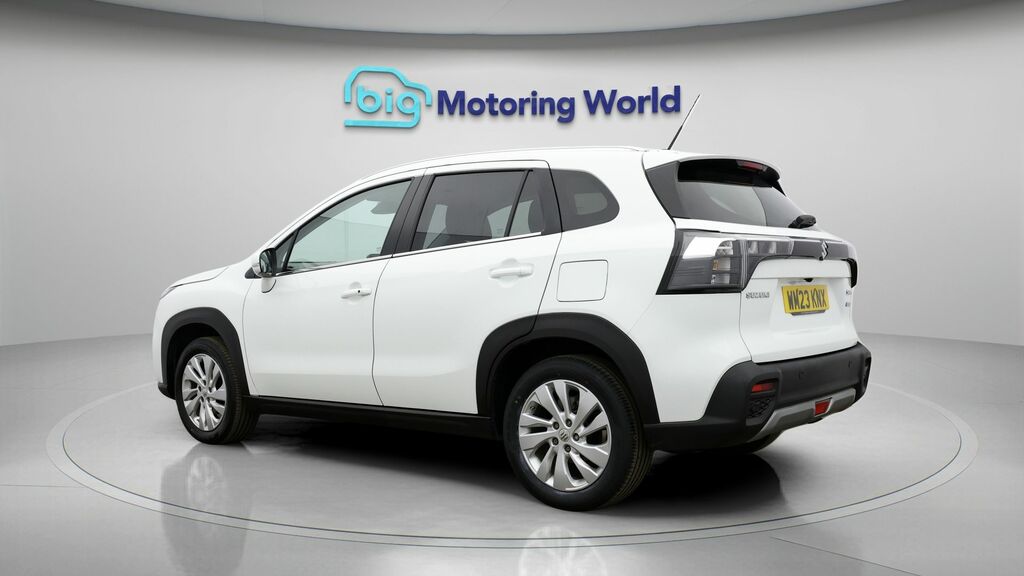 Suzuki S Cross Motion White #5
