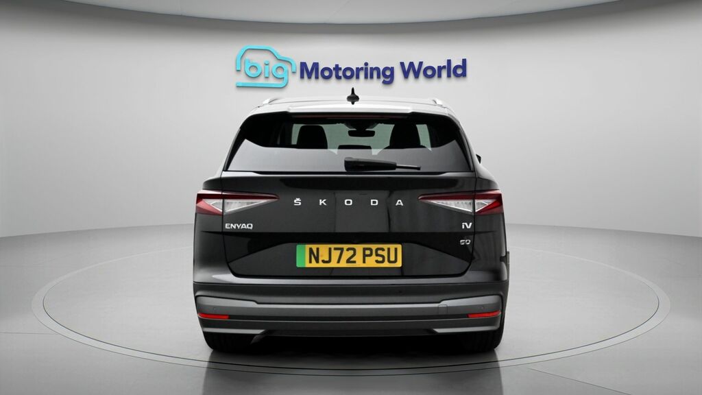 Skoda ENYAQ 60 Black #6