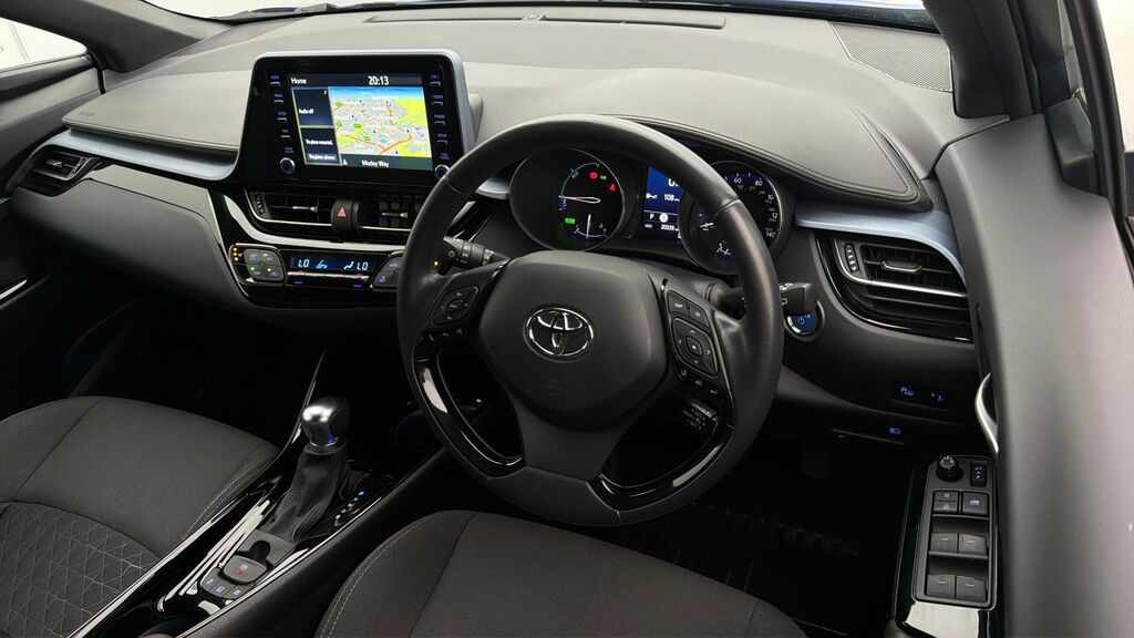 Toyota C-Hr Design Blue