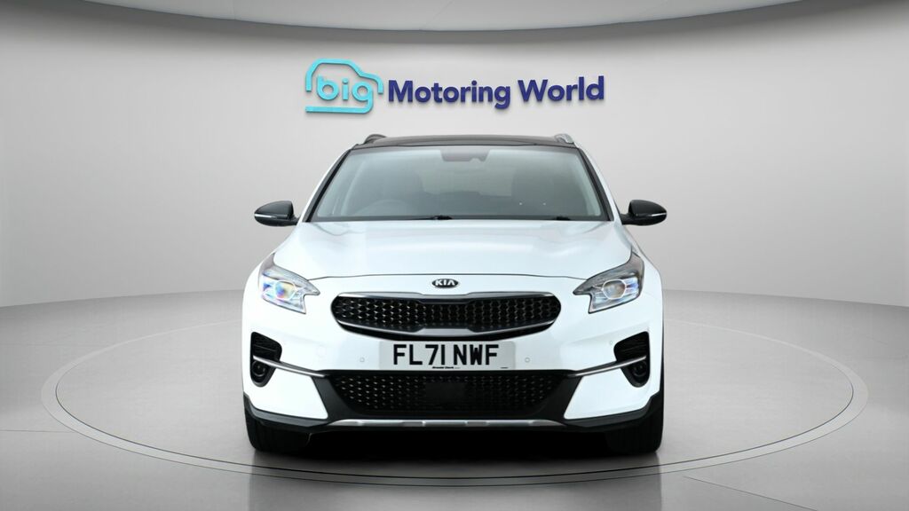 Kia Xceed 4 White #2