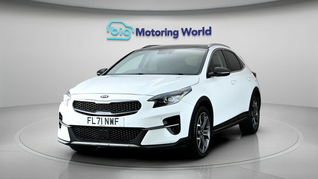 Kia Xceed 4 White #3