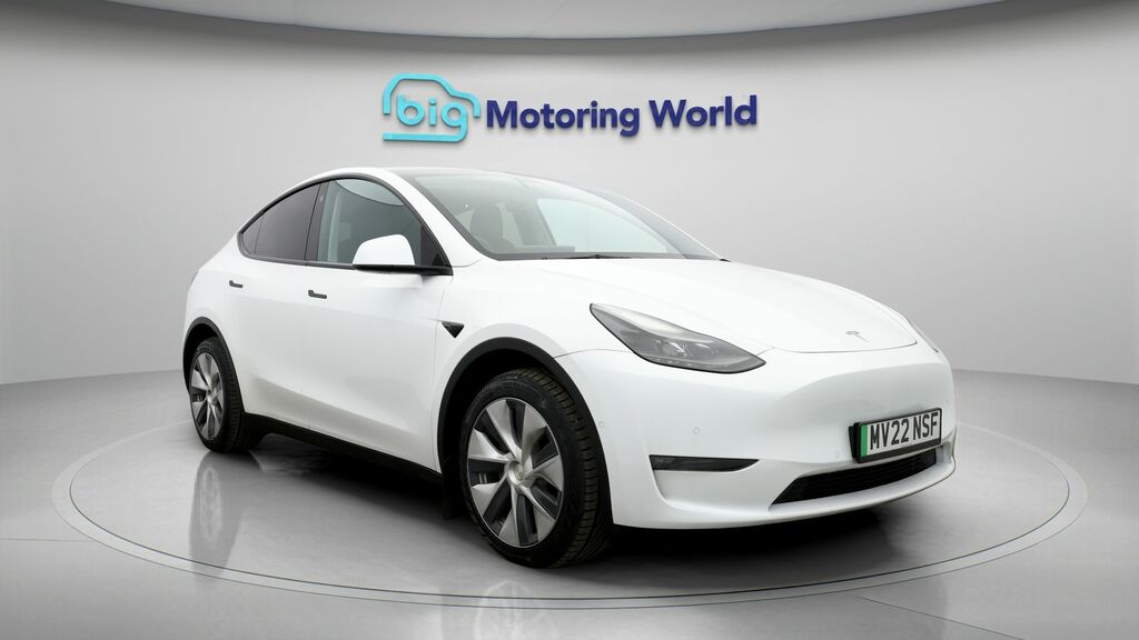 Tesla Model Y Long Range White