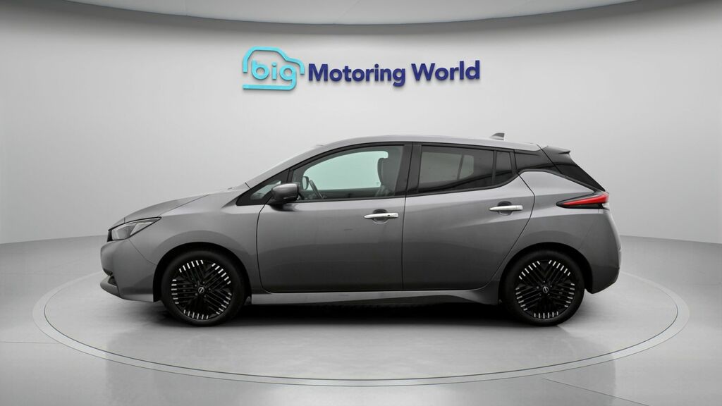 Nissan Leaf N-connecta Grey #4
