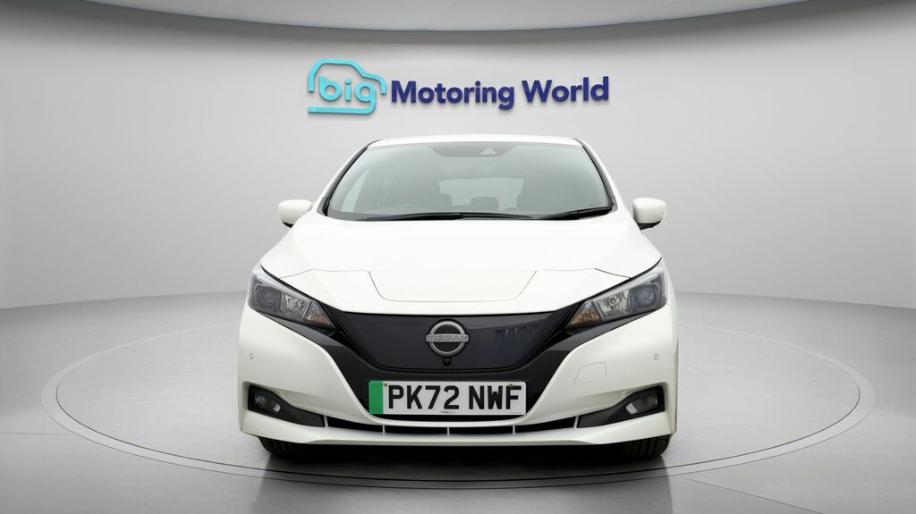 Nissan Leaf N-connecta White #2
