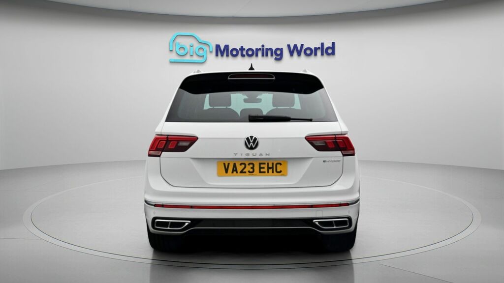 Volkswagen Tiguan R-line White #6