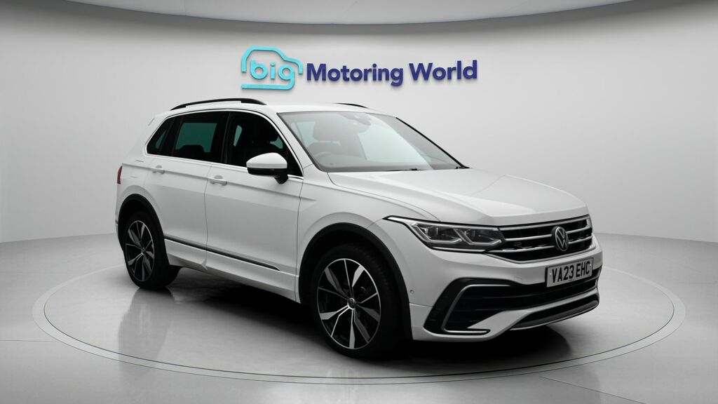 Volkswagen Tiguan R-line White