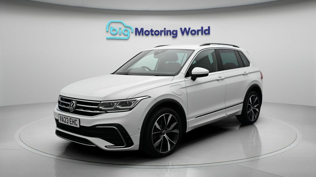Volkswagen Tiguan R-line White #3