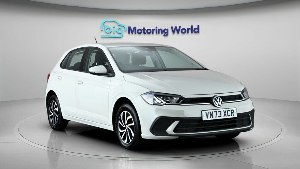 Volkswagen Polo Life Grey
