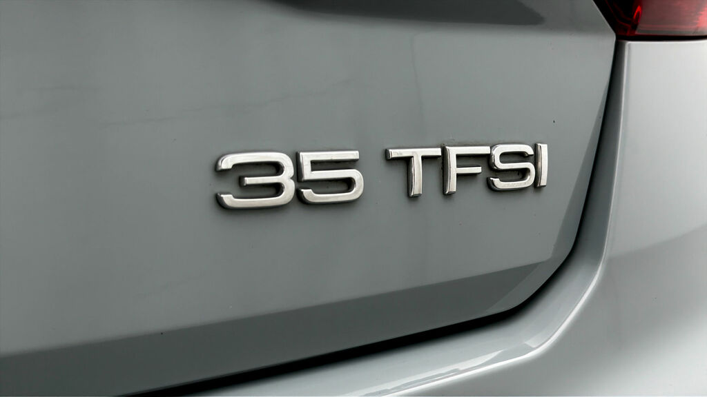 Audi Q2 35 Tfsi Sport S Tronic Cs Black #21
