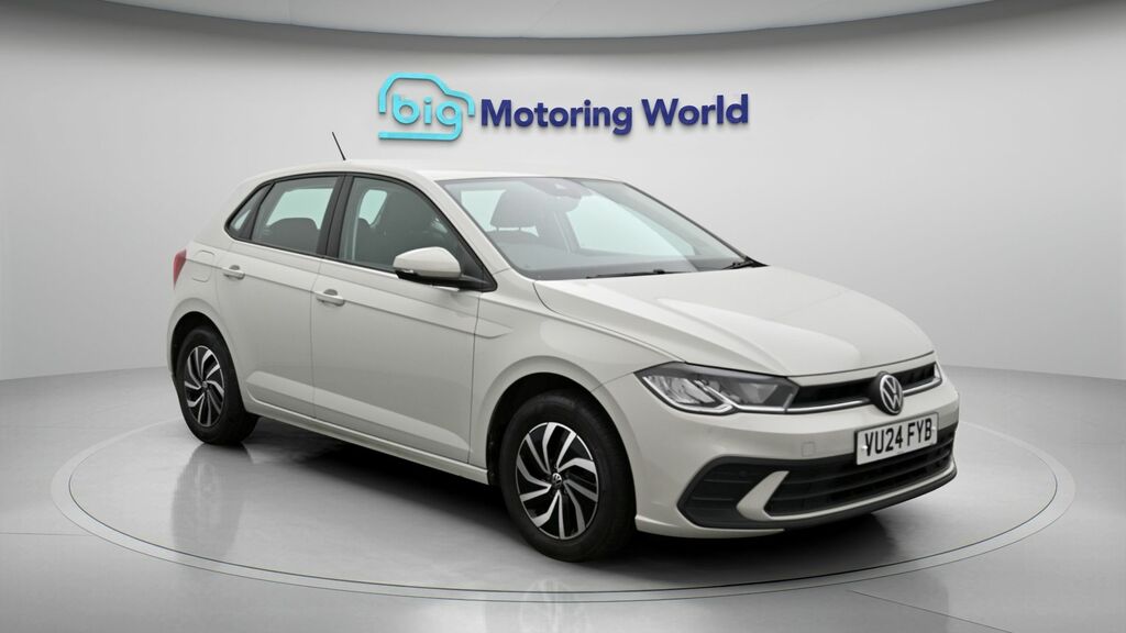 Volkswagen Polo Life Grey