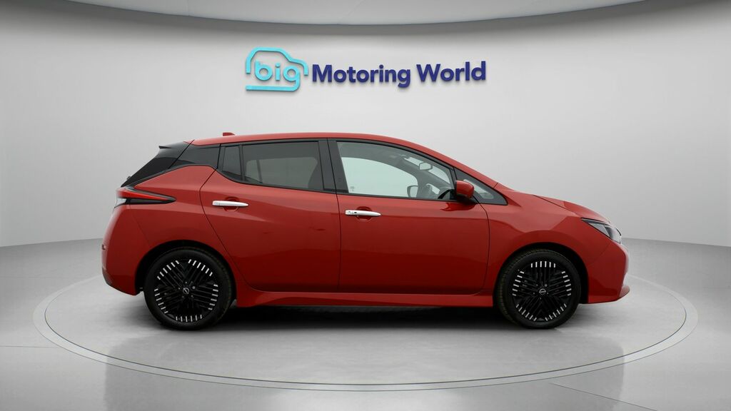Nissan Leaf 40Kw Acenta With Intelligent Cruise Control And Ac Red #7