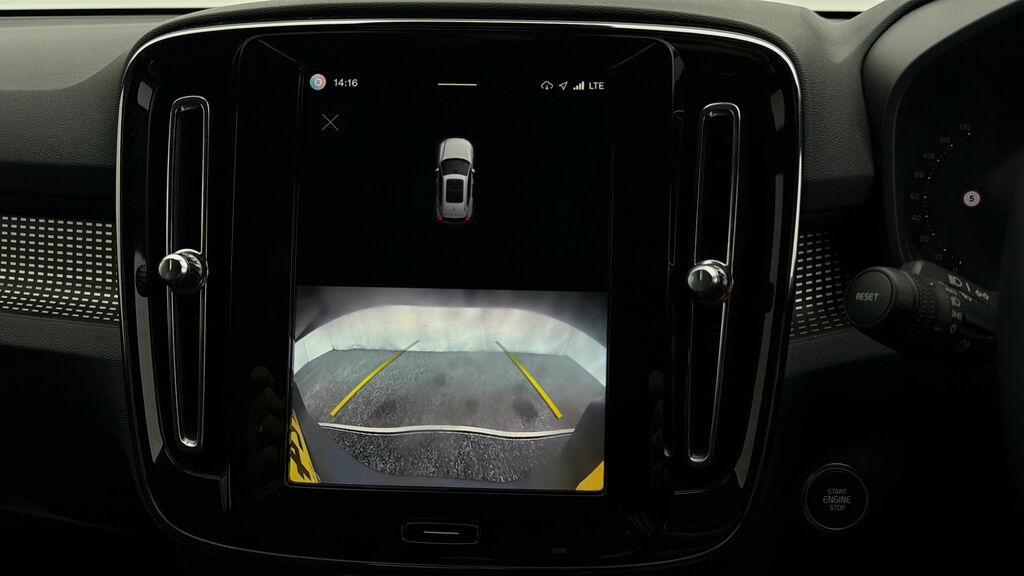 Volvo XC40 Plus, B4 Mild Hybrid, Dark Green #26