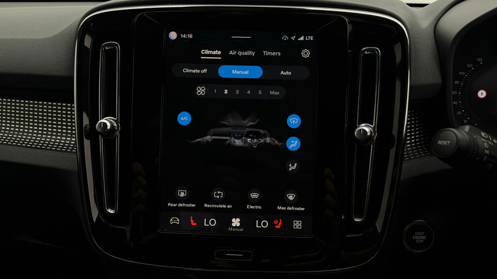 Volvo XC40 Plus, B4 Mild Hybrid, Dark Green #11