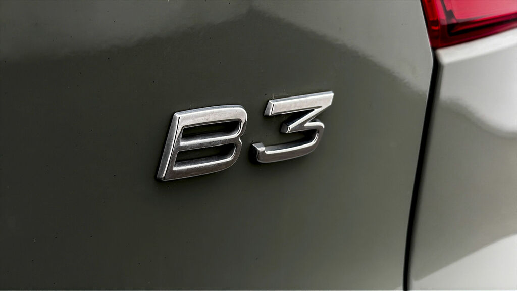 Volvo XC40 Plus, B4 Mild Hybrid, Dark Green #21