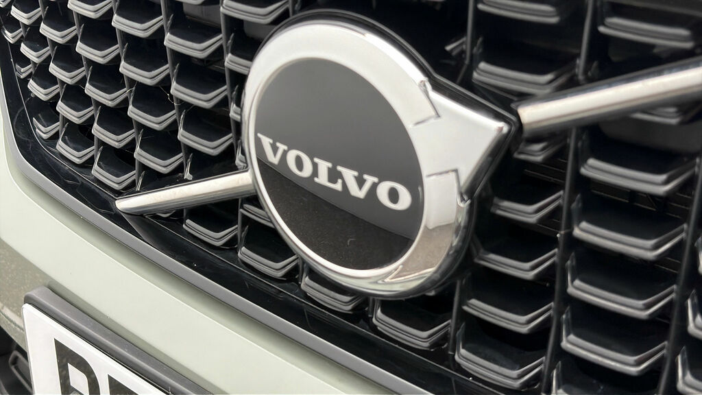Volvo XC40 Plus, B4 Mild Hybrid, Dark Green #20