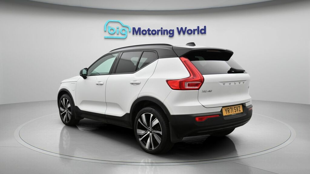 Volvo XC40 R-design Pro White #5