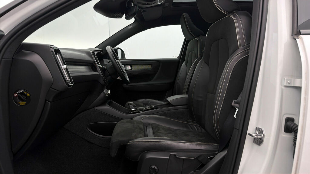 Volvo XC40 Recharge Twin 78Kwh Plus Awd Black #13
