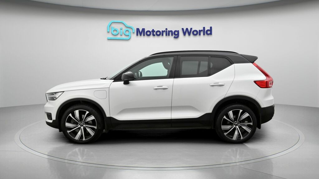 Volvo XC40 R-design Pro White #4