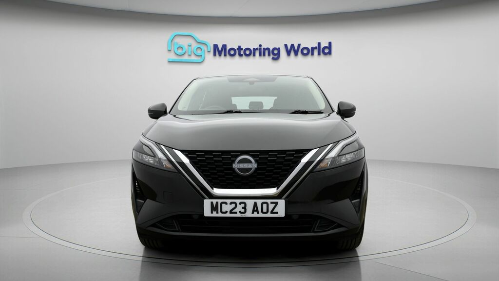 Nissan Qashqai Acenta Premium Black #2