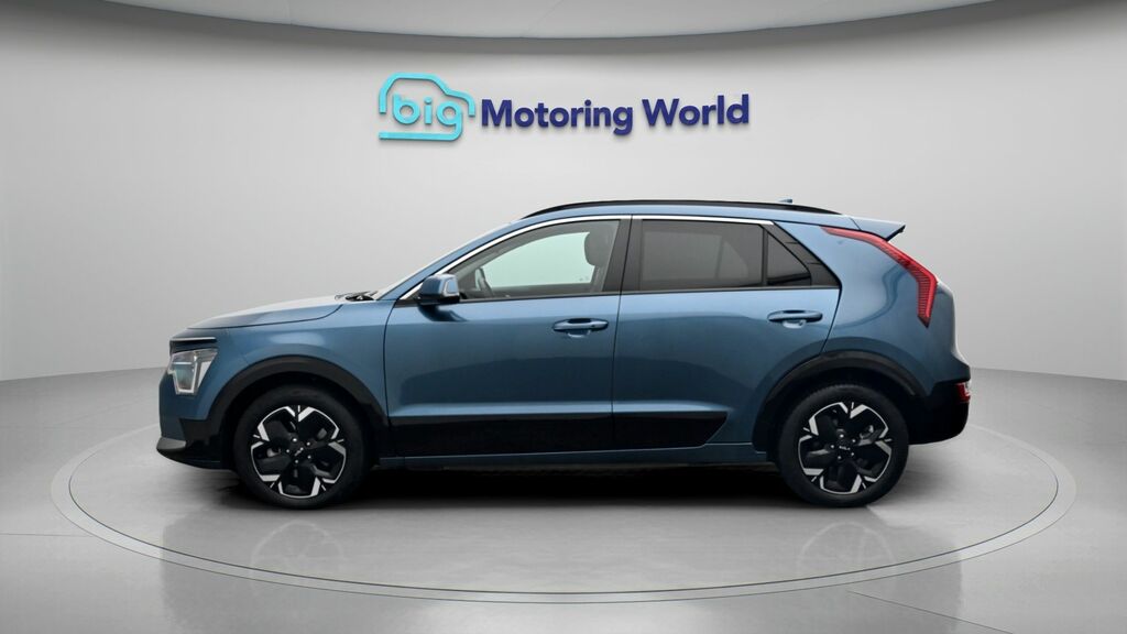 Kia Niro 3 Blue #4