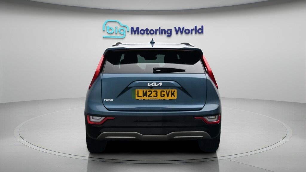 Kia Niro 3 Blue #6