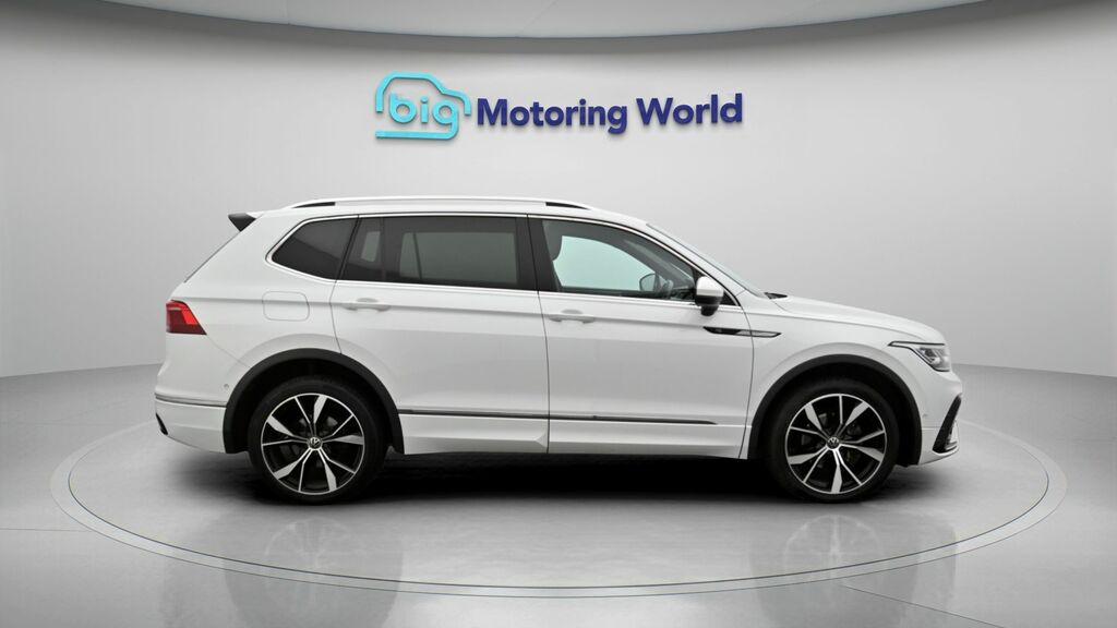 Volkswagen Tiguan Allspace 1.5 Tsi Elegance Dsg Grey #8