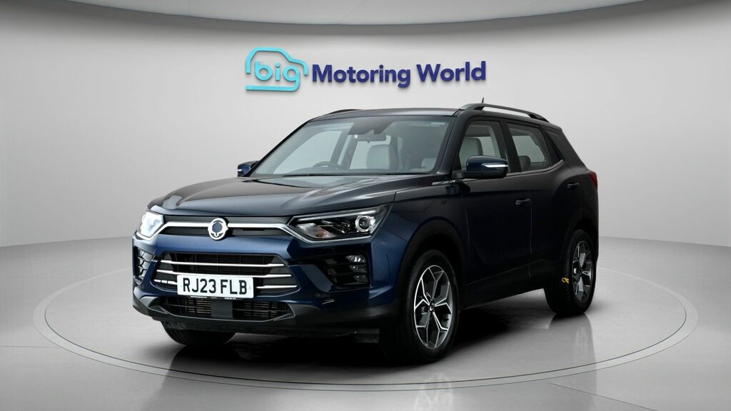 SsangYong Korando Ventura Blue #3